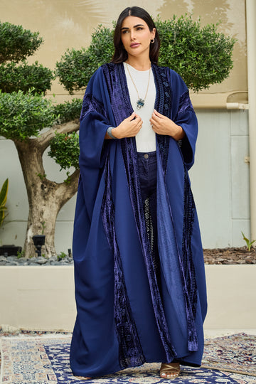 Hilm Kaftan studded in Navy